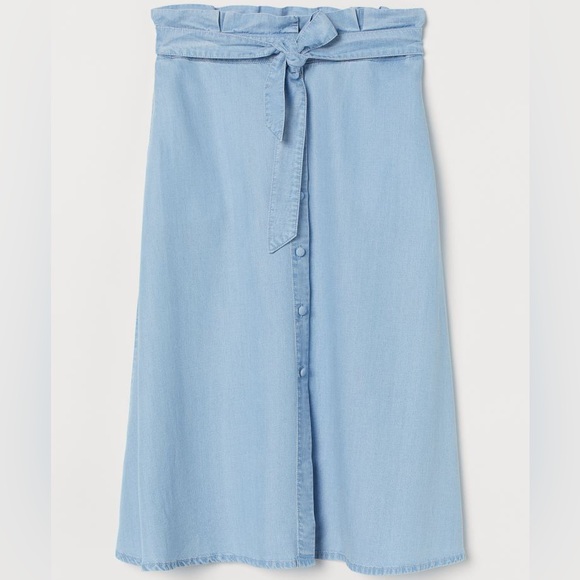H&M Dresses & Skirts - H&M Skirt Midi Button Front High Waisted Lyocell Light Wash Size 20 Waist: 21”